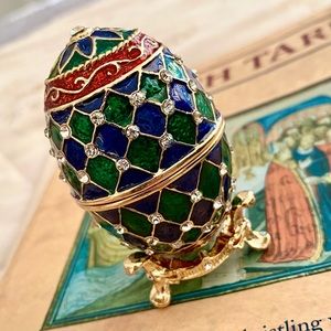 Fabregé inspired Egg with matching pendant